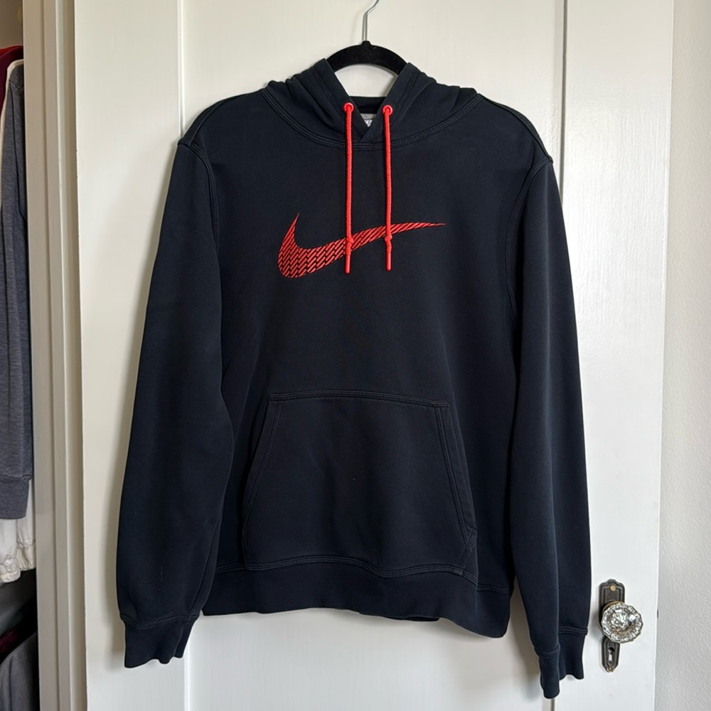 Nike Black Red Swoosh Pullover Hoodie Men’s Medium